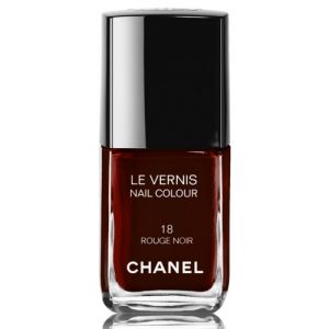 Chanel Le Vernis in Rouge Noir