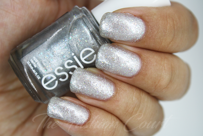 Review: Essie 'Let It Bow' Holiday 2019 Collection